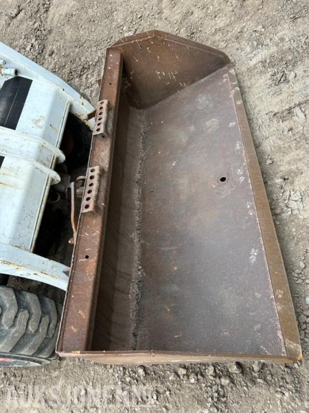2000 Bobcat 763 kompaktlaster - شيول صغير: صورة 4 2000 Bobcat 763 kompaktlaster - شيول صغير: صورة 4