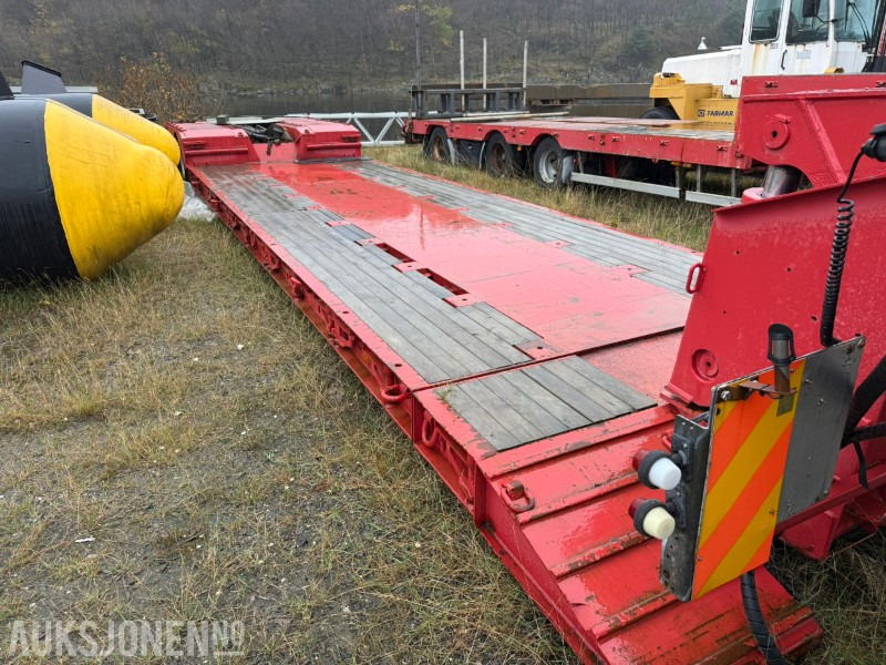 2000 Faymonville Es-Ge Mega brønntralle – 8 m plan + 5 m uttrekk, avtagbar svanehals, tvangsstyring - مقطورة: صورة 4 2000 Faymonville Es-Ge Mega brønntralle – 8 m plan + 5 m uttrekk, avtagbar svanehals, tvangsstyring - مقطورة: صورة 4