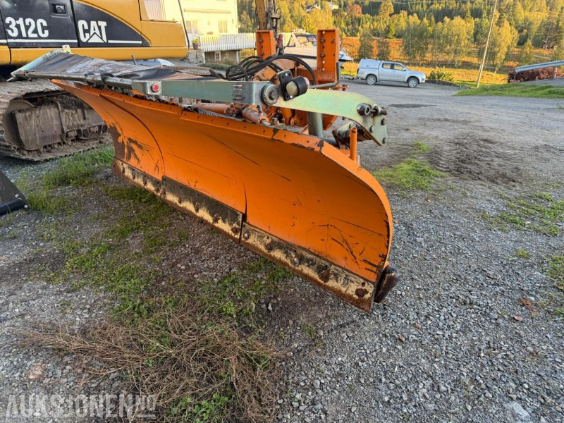 2000 Hydrac LB 300 Snøskjær - آلات زراعية: صورة 1 2000 Hydrac LB 300 Snøskjær - آلات زراعية: صورة 1