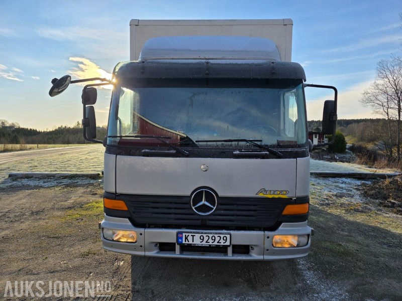 2001 Mercedes-Benz 817L/42 ATEGO SKAPBIL 36m³ MED LASTELEM - شاحنة صندوقية: صورة 2 2001 Mercedes-Benz 817L/42 ATEGO SKAPBIL 36m³ MED LASTELEM - شاحنة صندوقية: صورة 2