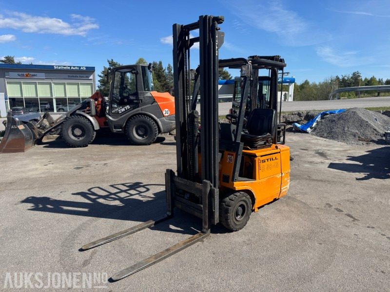 2002 Still R50-15 Elektrisk gaffeltruck - motvektstruck - معدات المناولة: صورة 1 2002 Still R50-15 Elektrisk gaffeltruck - motvektstruck - معدات المناولة: صورة 1