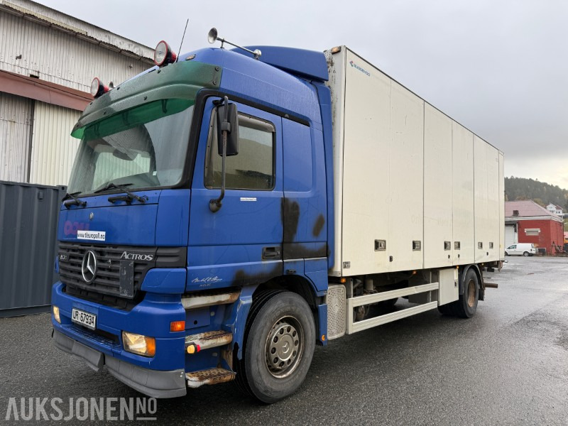 2003 Mercedes-Benz 1831L/60 4X2 - شاحنة صندوقية: صورة 1 2003 Mercedes-Benz 1831L/60 4X2 - شاحنة صندوقية: صورة 1