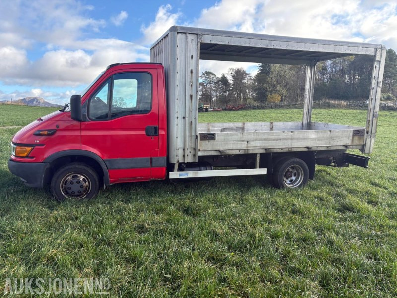 2004 Iveco Daily Med aluminiums plan og kapell ramme - شاحنات مسطحة: صورة 2 2004 Iveco Daily Med aluminiums plan og kapell ramme - شاحنات مسطحة: صورة 2