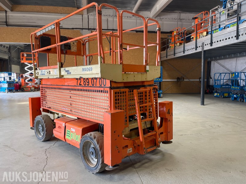 2004 JLG 4069M - منصة جومحمولةية: صورة 4 2004 JLG 4069M - منصة جومحمولةية: صورة 4