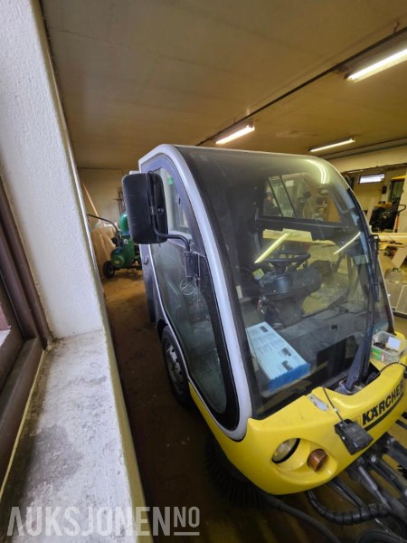 2005 Kärcher ICC 2 kompakt gate- og industrifeiemaskin - سيارة خدمات/ سيارة خاصة: صورة 2 2005 Kärcher ICC 2 kompakt gate- og industrifeiemaskin - سيارة خدمات/ سيارة خاصة: صورة 2