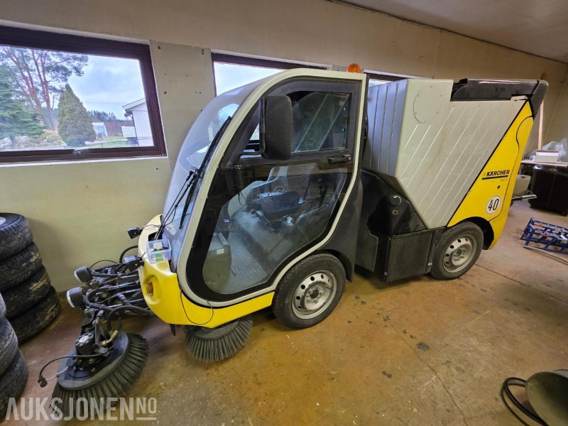 2005 Kärcher ICC 2 kompakt gate- og industrifeiemaskin - سيارة خدمات/ سيارة خاصة: صورة 1 2005 Kärcher ICC 2 kompakt gate- og industrifeiemaskin - سيارة خدمات/ سيارة خاصة: صورة 1