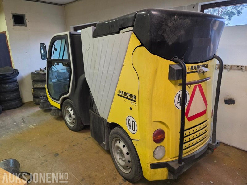 2005 Kärcher ICC 2 kompakt gate- og industrifeiemaskin - سيارة خدمات/ سيارة خاصة: صورة 4 2005 Kärcher ICC 2 kompakt gate- og industrifeiemaskin - سيارة خدمات/ سيارة خاصة: صورة 4