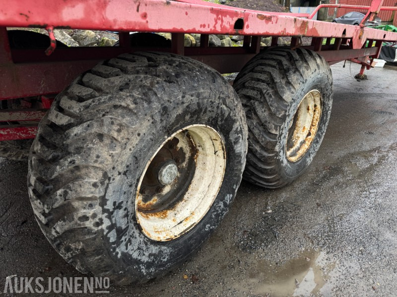 آلات زراعية 2005 Metsjö Metax 15t rundballehenger - 10 x 2,5m: صورة 12