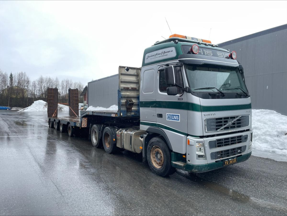 2005 Volvo FH16 6x4 Trekkvogn med Vang SHSL 1111TS maskinhenger - مقطورة السحب: صورة 5 2005 Volvo FH16 6x4 Trekkvogn med Vang SHSL 1111TS maskinhenger - مقطورة السحب: صورة 5