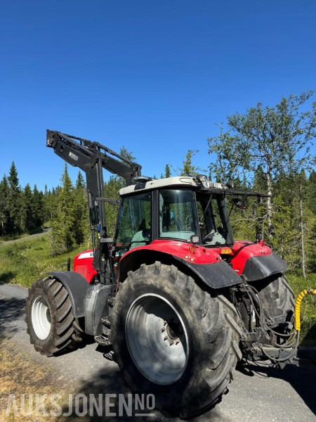 2006 Massey Ferguson 7480 frontlaster Rotorbjelke Hydraulisk utskyvbar krok Brøyteplate eu ok 04.2027 - جرار: صورة 4 2006 Massey Ferguson 7480 frontlaster Rotorbjelke Hydraulisk utskyvbar krok Brøyteplate eu ok 04.2027 - جرار: صورة 4