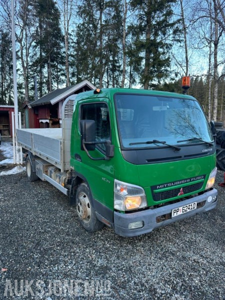 2006 Mitsubishi Canter - Plattbil - - Kun 135000 km - Klar for ny eier - شاحنة قلاب: صورة 2 2006 Mitsubishi Canter - Plattbil - - Kun 135000 km - Klar for ny eier - شاحنة قلاب: صورة 2