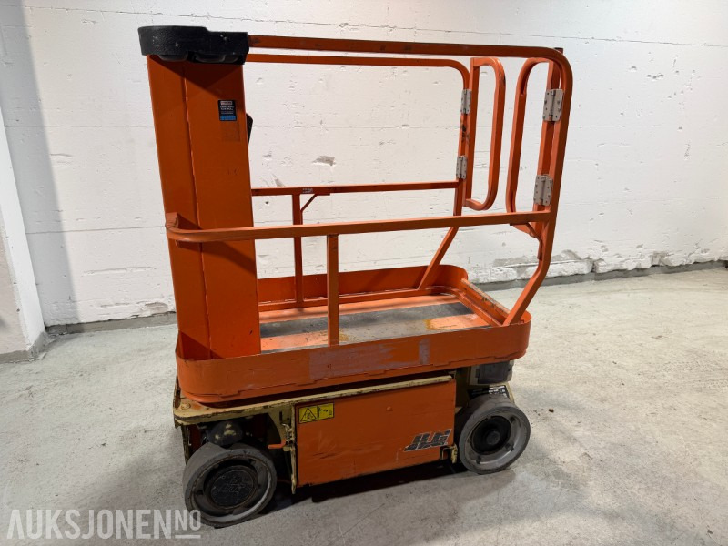2007 JLG 1230ES Elektrisk mastelift med 5,6 m arbeidshøyde - منصة جومحمولةية: صورة 1 2007 JLG 1230ES Elektrisk mastelift med 5,6 m arbeidshøyde - منصة جومحمولةية: صورة 1