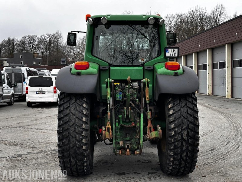 2009 John Deere 6930 Premium traktor - جرار: صورة 4 2009 John Deere 6930 Premium traktor - جرار: صورة 4
