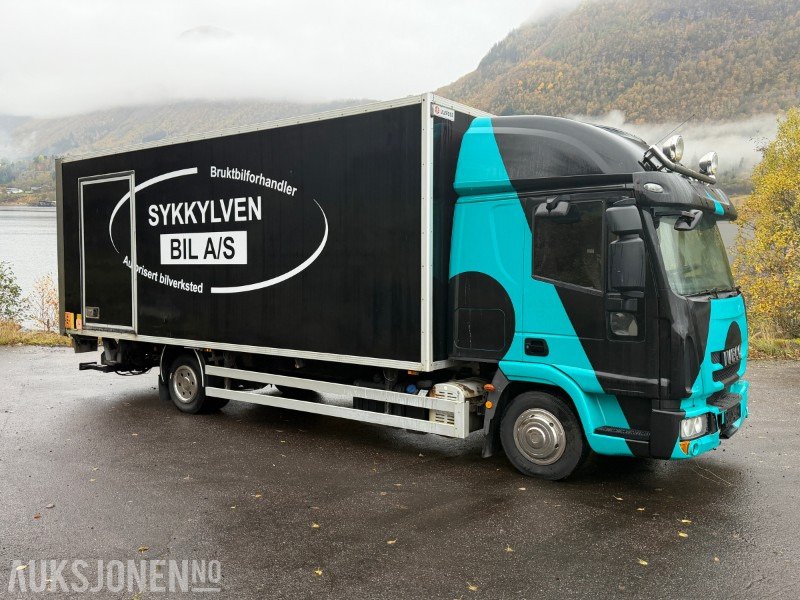 2010 Iveco Eurocargo Skapbil med bakløft og sidedør - Automat - Istrail påbygg - شاحنة صندوقية: صورة 3 2010 Iveco Eurocargo Skapbil med bakløft og sidedør - Automat - Istrail påbygg - شاحنة صندوقية: صورة 3