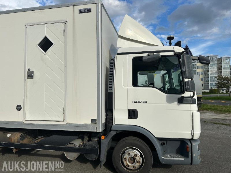 2010 MAN TGL8.1804X2BL SKAPBIL - 206034 KM. - شاحنة صندوقية: صورة 2 2010 MAN TGL8.1804X2BL SKAPBIL - 206034 KM. - شاحنة صندوقية: صورة 2