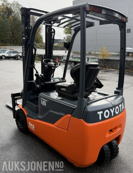 2010 Toyota 8FBET16 elektrisk gaffeltruck - معدات المناولة: صورة 5 2010 Toyota 8FBET16 elektrisk gaffeltruck - معدات المناولة: صورة 5