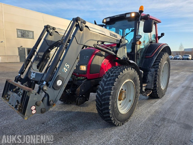 2010 VALTRA N121 HITECH MED FRONTLASTER 50KMT - جرار: صورة 1 2010 VALTRA N121 HITECH MED FRONTLASTER 50KMT - جرار: صورة 1