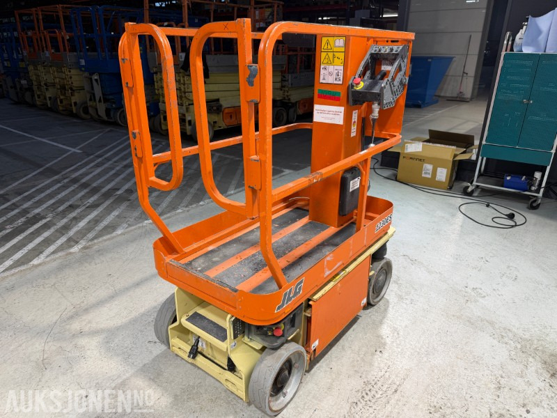 2011 JLG 1230ES Elektrisk mastelift med 5,6 m arbeidshøyde - منصة جومحمولةية: صورة 5 2011 JLG 1230ES Elektrisk mastelift med 5,6 m arbeidshøyde - منصة جومحمولةية: صورة 5
