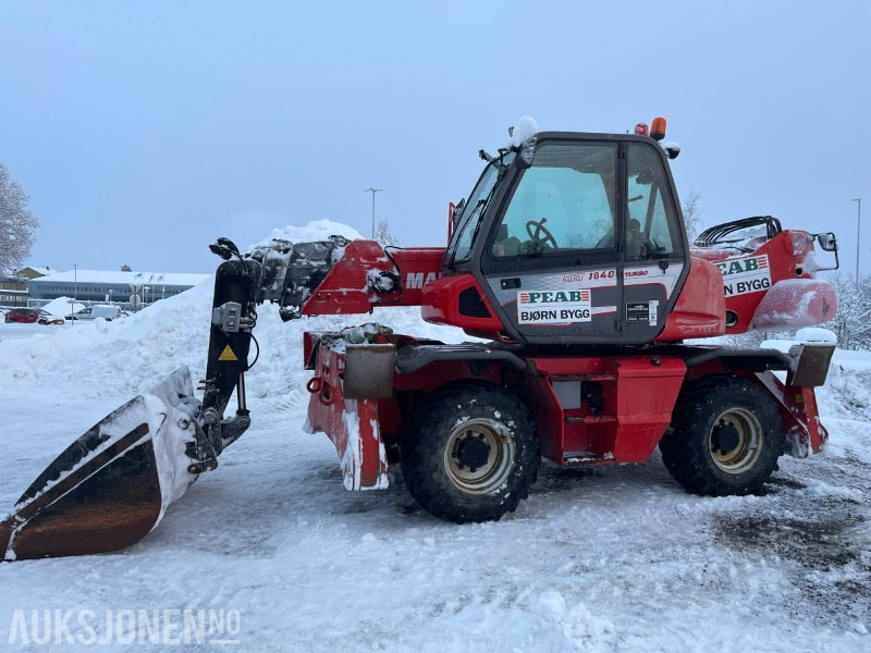 2011 Manitou Easy MRT 1840 Teleskoptruck med sving på hytte, 7368 timer - آلة رفع ونقل تلسكوبية: صورة 2 2011 Manitou Easy MRT 1840 Teleskoptruck med sving på hytte, 7368 timer - آلة رفع ونقل تلسكوبية: صورة 2