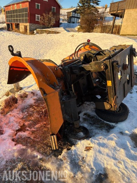 2011 Tellefsdal V90 2800 HK V-Plog - آلات زراعية: صورة 4 2011 Tellefsdal V90 2800 HK V-Plog - آلات زراعية: صورة 4