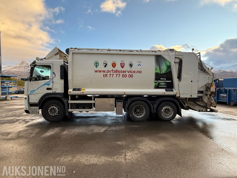 2011 Volvo FM330 6X2 Komprimatorbil 22M3 - Strøere - Baklaster - 353908KM - شاحنة قمامة: صورة 2 2011 Volvo FM330 6X2 Komprimatorbil 22M3 - Strøere - Baklaster - 353908KM - شاحنة قمامة: صورة 2