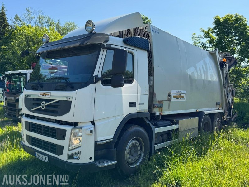 2011 Volvo FM6X2 komprimatorbil med kran / EU-godkjent - شاحنة قمامة: صورة 1 2011 Volvo FM6X2 komprimatorbil med kran / EU-godkjent - شاحنة قمامة: صورة 1