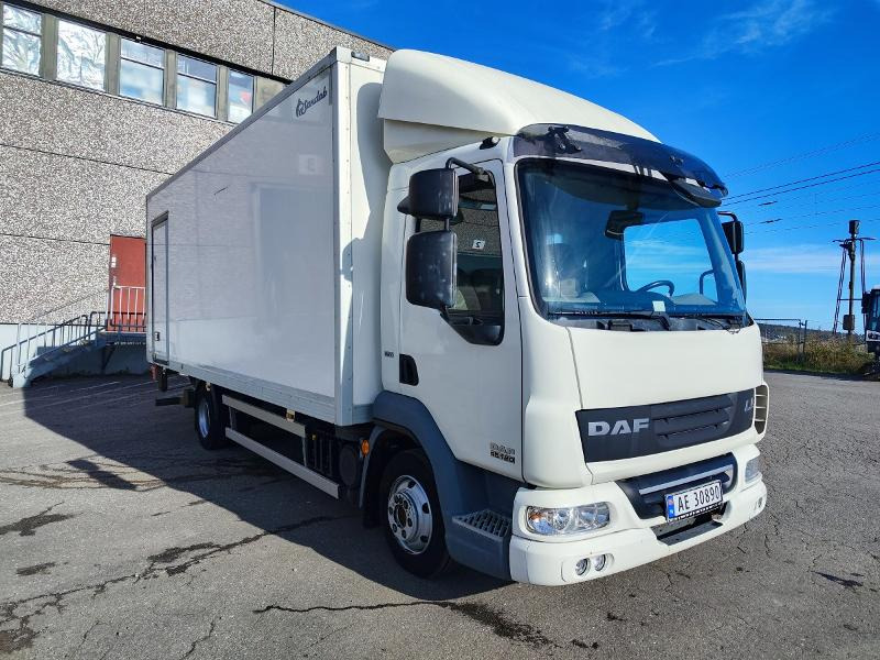 2012 DAF LF 45.180 / Zepro 1500 løftelem / Sidedør på skap - شاحنة صندوقية: صورة 5 2012 DAF LF 45.180 / Zepro 1500 løftelem / Sidedør på skap - شاحنة صندوقية: صورة 5