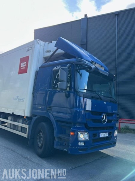 2012 Mercedes-Benz ACTROS skapbil/thermo med frys - Bilen har full service historikk - 573000 km. - شاحنة صندوقية: صورة 3 2012 Mercedes-Benz ACTROS skapbil/thermo med frys - Bilen har full service historikk - 573000 km. - شاحنة صندوقية: صورة 3