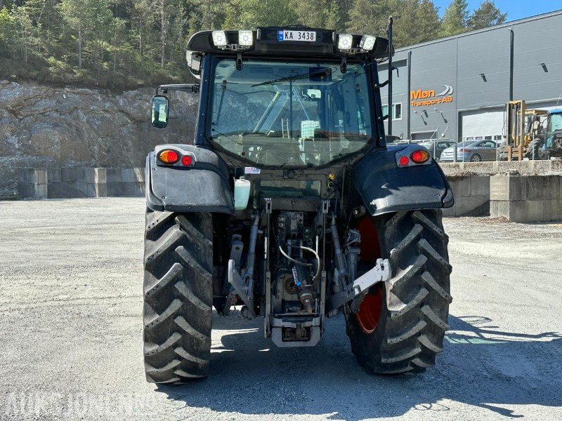 2012 Valtra N10 1hCR AC16.2 (Hitec) med Quicke Q45 frontlaster, 3588 timer - جرار: صورة 4 2012 Valtra N10 1hCR AC16.2 (Hitec) med Quicke Q45 frontlaster, 3588 timer - جرار: صورة 4