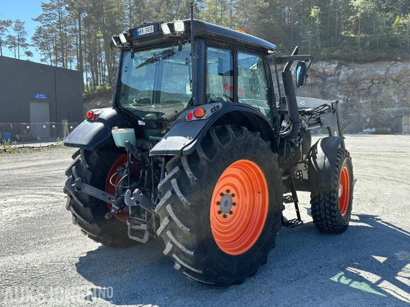 2012 Valtra N10 1hCR AC16.2 (Hitec) med Quicke Q45 frontlaster, 3588 timer - جرار: صورة 5 2012 Valtra N10 1hCR AC16.2 (Hitec) med Quicke Q45 frontlaster, 3588 timer - جرار: صورة 5