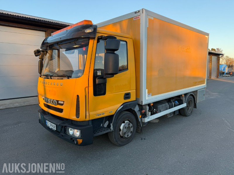 2013 Iveco Eurocargo 75E18 - Verkstedbil m/ Maxilift-kran & ZEPRO bakløfter - 148.000 km - شاحنة صندوقية: صورة 2 2013 Iveco Eurocargo 75E18 - Verkstedbil m/ Maxilift-kran & ZEPRO bakløfter - 148.000 km - شاحنة صندوقية: صورة 2