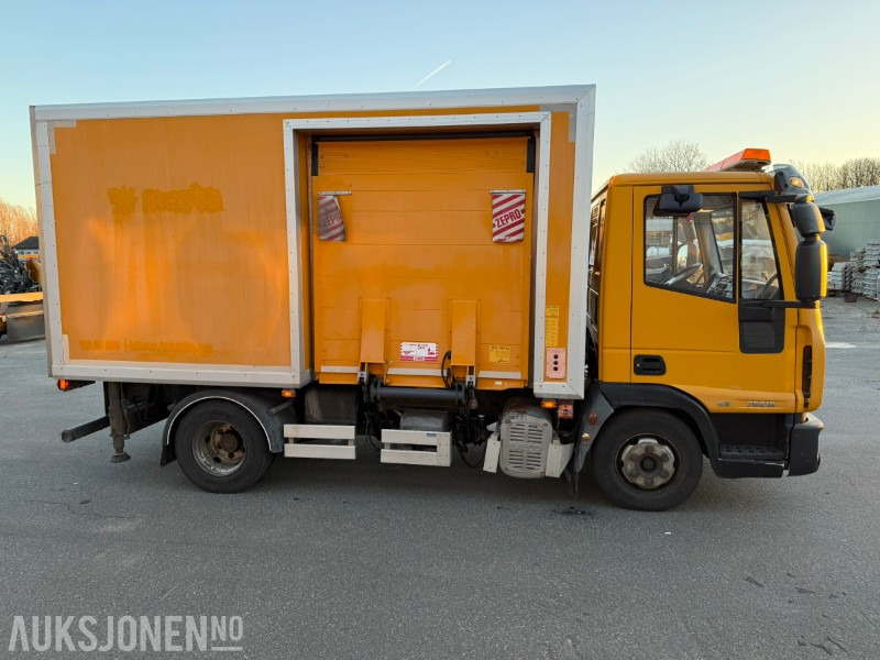 2013 Iveco Eurocargo 75E18 - Verkstedbil m/ Maxilift-kran & ZEPRO bakløfter - 148.000 km - شاحنة صندوقية: صورة 5 2013 Iveco Eurocargo 75E18 - Verkstedbil m/ Maxilift-kran & ZEPRO bakløfter - 148.000 km - شاحنة صندوقية: صورة 5