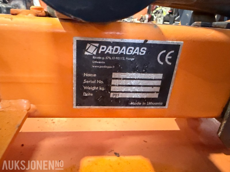 2013 Padagas feieaggregat med sidebørste og vanntank – 2013-modell - ملحق - آلات الإنشاء: صورة 5 2013 Padagas feieaggregat med sidebørste og vanntank – 2013-modell - ملحق - آلات الإنشاء: صورة 5