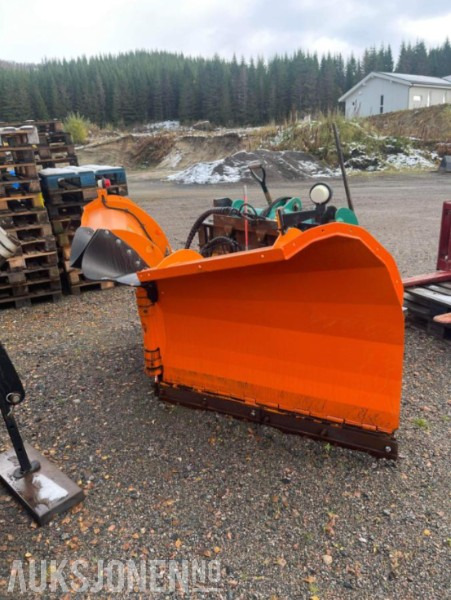 2013 Tellefsdal V90 Plog - آلات زراعية: صورة 4 2013 Tellefsdal V90 Plog - آلات زراعية: صورة 4