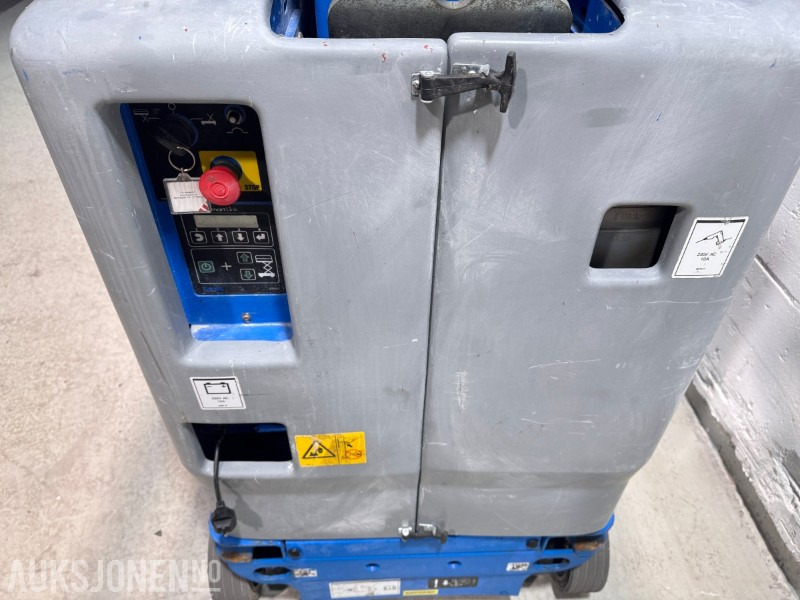 2014 Genie GRC-12 - 5,5m mastelift - منصة جومحمولةية: صورة 5 2014 Genie GRC-12 - 5,5m mastelift - منصة جومحمولةية: صورة 5