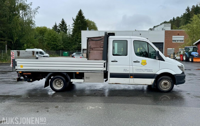 2014 Mercedes-Benz Sprinter 516 CDI planbil, 5-tonn, tvillinghjul, dobbelkabin, bakløft, lysbjelke - شاحنات مسطحة: صورة 4 2014 Mercedes-Benz Sprinter 516 CDI planbil, 5-tonn, tvillinghjul, dobbelkabin, bakløft, lysbjelke - شاحنات مسطحة: صورة 4