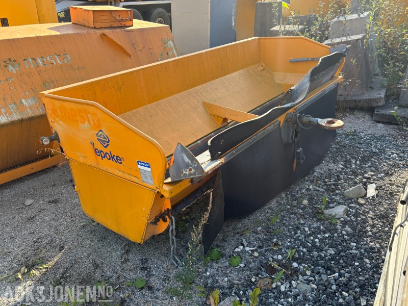 2015 Epoke TKB12-280 Sand- og saltspreder - ملحق - آلات الإنشاء: صورة 1 2015 Epoke TKB12-280 Sand- og saltspreder - ملحق - آلات الإنشاء: صورة 1