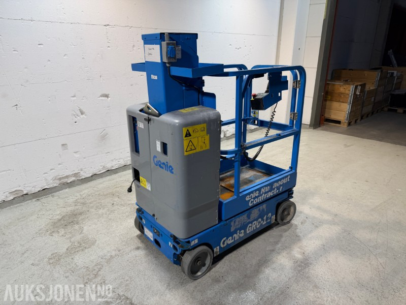 2015 Genie GRC 12 - 5,5m mastelift - منصة جومحمولةية: صورة 4 2015 Genie GRC 12 - 5,5m mastelift - منصة جومحمولةية: صورة 4