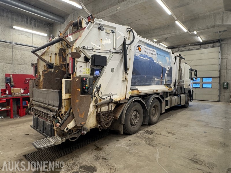 2015 Volvo FMX 420 EURO 6T komprimatorbil med 2 kammer og sidelaster - شاحنة قمامة: صورة 3 2015 Volvo FMX 420 EURO 6T komprimatorbil med 2 kammer og sidelaster - شاحنة قمامة: صورة 3