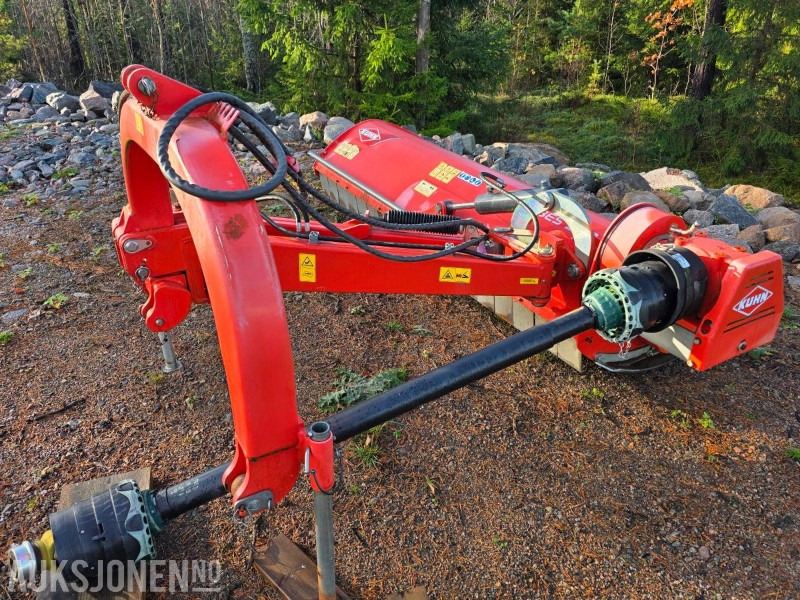 2017 Kuhn TBES 262 beitepusser / hydraulisk sidemontert slagklipper / kantslått - آلات زراعية: صورة 3 2017 Kuhn TBES 262 beitepusser / hydraulisk sidemontert slagklipper / kantslått - آلات زراعية: صورة 3
