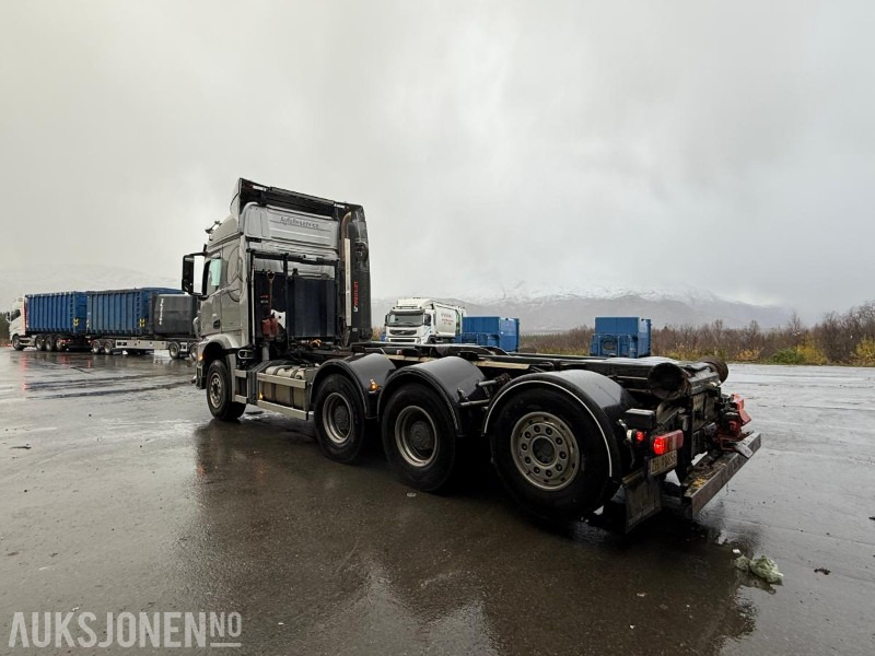 2017 Mercedes-Benz AROCS 3258 Krokbil 8X4 - Hiab 22T - Påkostet - export - 330000KM - شاحنة برافعة خطافية: صورة 3 2017 Mercedes-Benz AROCS 3258 Krokbil 8X4 - Hiab 22T - Påkostet - export - 330000KM - شاحنة برافعة خطافية: صورة 3