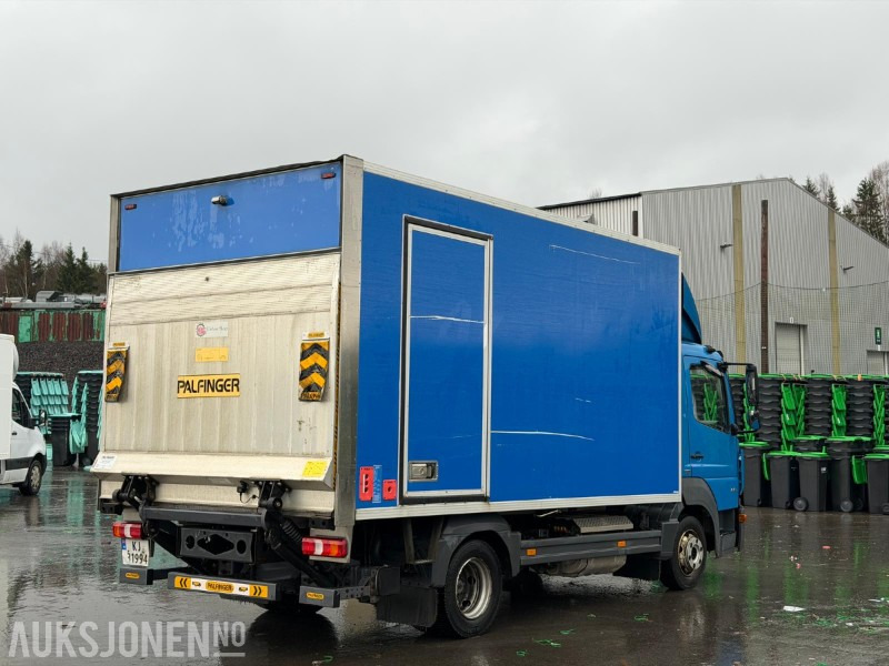 2017 Mercedes-Benz ATEGO 818 L skapbil | Palfinger lift | Ulefoss skap - شاحنة صندوقية: صورة 5 2017 Mercedes-Benz ATEGO 818 L skapbil | Palfinger lift | Ulefoss skap - شاحنة صندوقية: صورة 5