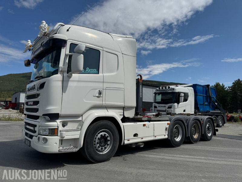 2017 Scania R730 4-akslet krokbil 8X4, EURO 6, KRANHYDRAULIKK, EVOLUTION 125 - شاحنة برافعة خطافية: صورة 1 2017 Scania R730 4-akslet krokbil 8X4, EURO 6, KRANHYDRAULIKK, EVOLUTION 125 - شاحنة برافعة خطافية: صورة 1
