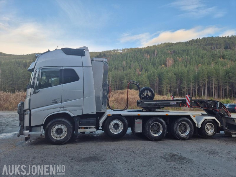 2017 Volvo FH 16 / 750, 8x4+2 Tungtrekker med 2019 Vang 3+1 akslet brønnhenger - سيارة خدمات/ سيارة خاصة: صورة 2 2017 Volvo FH 16 / 750, 8x4+2 Tungtrekker med 2019 Vang 3+1 akslet brønnhenger - سيارة خدمات/ سيارة خاصة: صورة 2