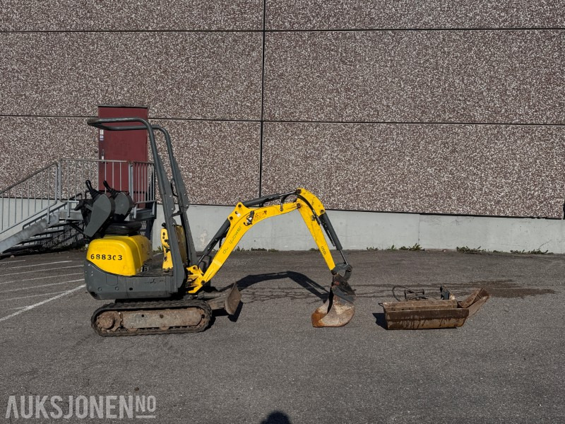 2017 Wacker Neuson 803 Minigraver 1 Tonn med 3 skuffer - حفّار: صورة 2 2017 Wacker Neuson 803 Minigraver 1 Tonn med 3 skuffer - حفّار: صورة 2