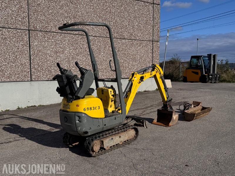 2017 Wacker Neuson 803 Minigraver 1 Tonn med 3 skuffer - حفّار: صورة 4 2017 Wacker Neuson 803 Minigraver 1 Tonn med 3 skuffer - حفّار: صورة 4