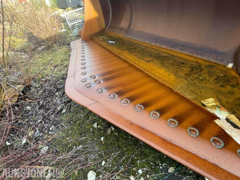 2018 Gjerstad hyd. sidetippskuff - 6100 l. - 9060 kg. - Hardox - Cat 986K - ملحق - آلات الإنشاء: صورة 5 2018 Gjerstad hyd. sidetippskuff - 6100 l. - 9060 kg. - Hardox - Cat 986K - ملحق - آلات الإنشاء: صورة 5