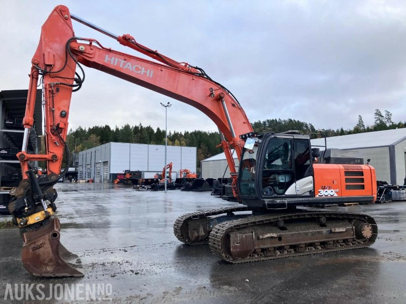 2018 Hitachi ZX300 LC-6 - Topcon GX60 - Sentralsmøring - 8200t - حفّار: صورة 1 2018 Hitachi ZX300 LC-6 - Topcon GX60 - Sentralsmøring - 8200t - حفّار: صورة 1