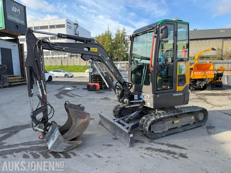 2021 Volvo JECR25D elektrisk minigraver, 2 skuffer, skjær, lav timetall, Steelwrist, LED - حفار صغير: صورة 1 2021 Volvo JECR25D elektrisk minigraver, 2 skuffer, skjær, lav timetall, Steelwrist, LED - حفار صغير: صورة 1