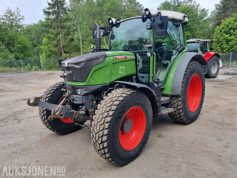 2022 Fendt 211 Vario traktor 1 eier 1834 timer - جرار: صورة 1 2022 Fendt 211 Vario traktor 1 eier 1834 timer - جرار: صورة 1